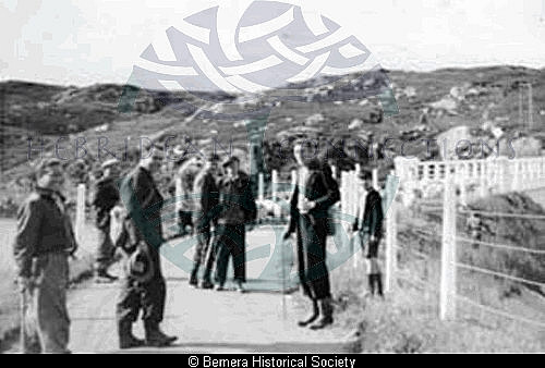 Breaclete men at Bernera bridge