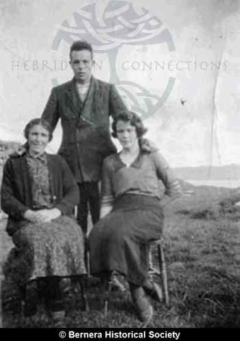 Henrietta (Effie) Macdonald, 11 Kirkibost and family