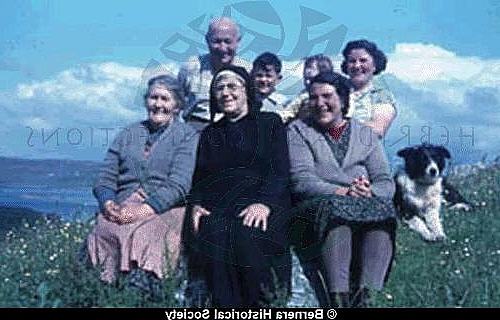 A group of Kirkibost villagers