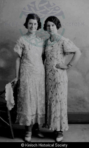 Two sisters from Laxay