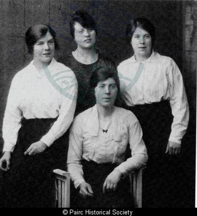5 Calbost sisters