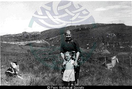 Barbara Kennedy, 4 Lemreway with her daughter