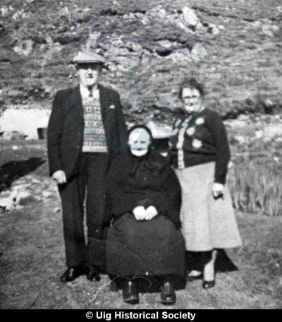 John Macdonald with wife and mother-in-law